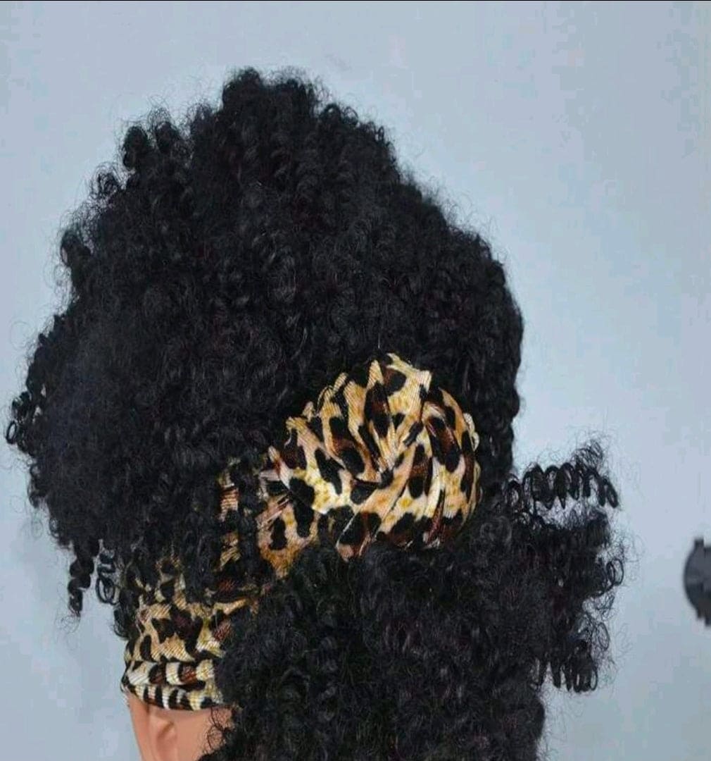 Black Afro Kinky Curly Headband Wig for Women – Synthetic Short Curly Wig with Attached Leopard Headband & Bangs